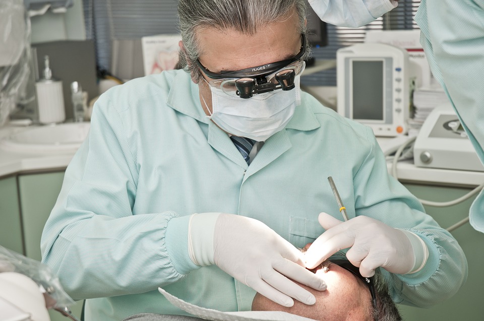 Laskavý zubař – neuhodnete, co dělá pro své pacienty každý pátek!